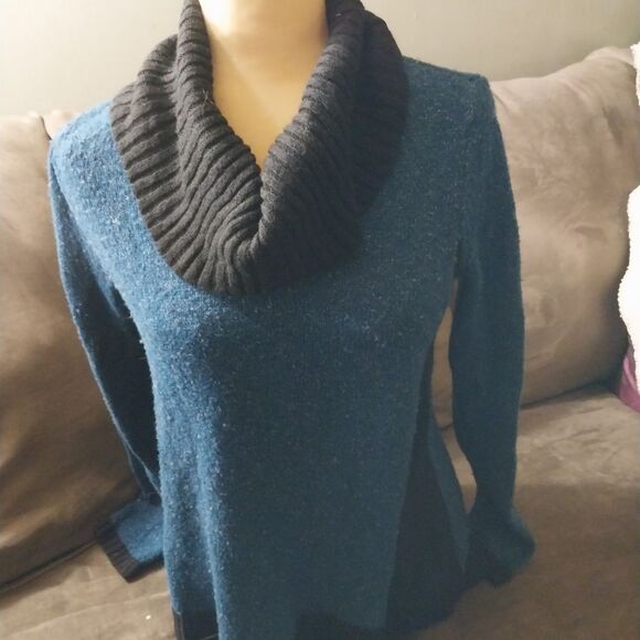 Women's XS Turquiose & Black Cowl Neck Sweater - Picture 1 of 4